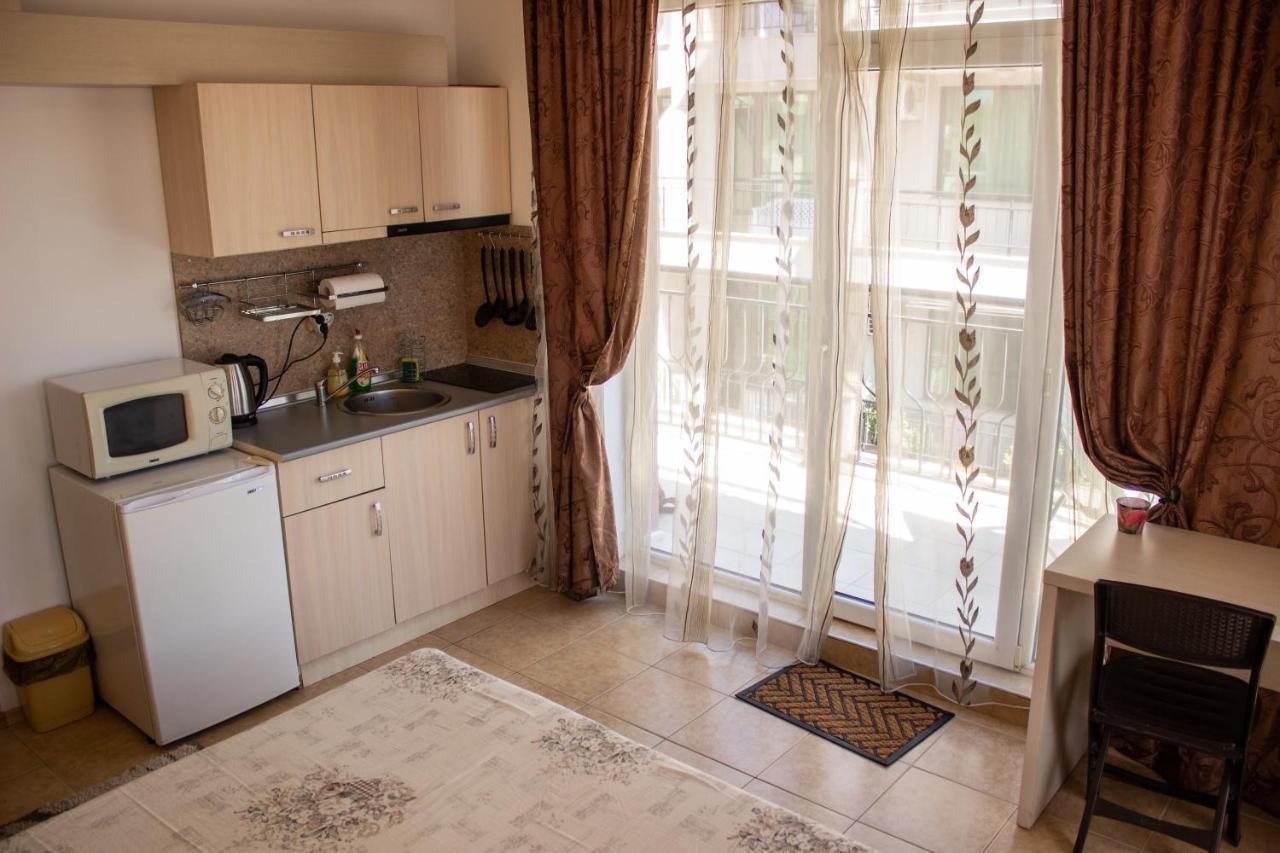 Central Couple Studio Поморие Экстерьер фото